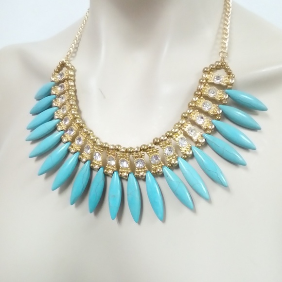 NWT Turquoise Howlite Necklace Set - Picture 2 of 4